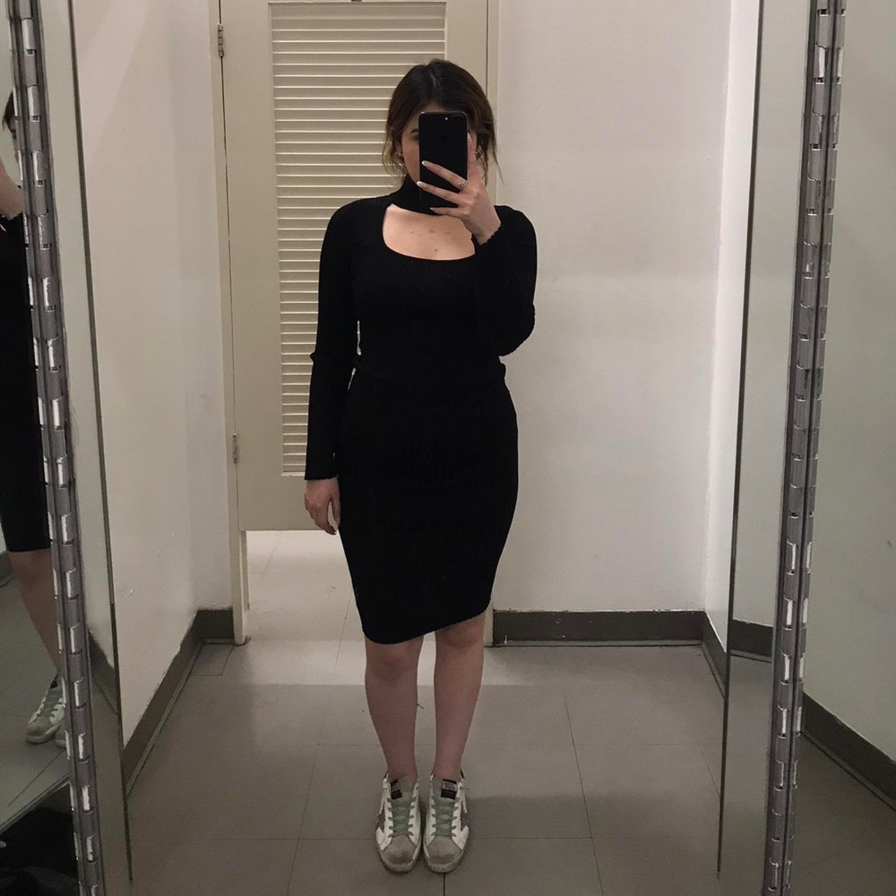 Black knit bodycon dress